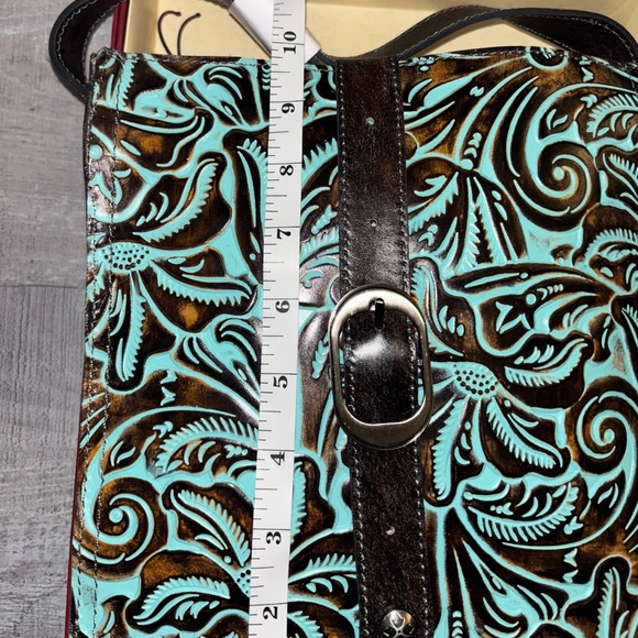 🐬Patricia Nash Venezia Tooled Crossbody Bag - Picture 10 of 10